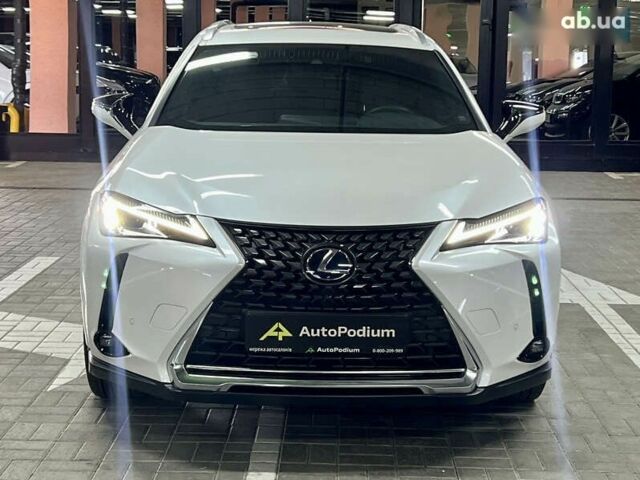 Лексус UX, объемом двигателя 0 л и пробегом 21 тыс. км за 30800 $, фото 4 на Automoto.ua
