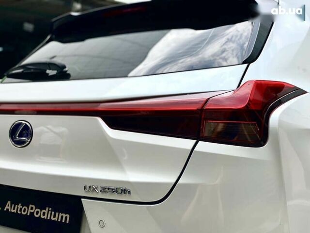 Лексус UX, об'ємом двигуна 0 л та пробігом 22 тис. км за 30500 $, фото 23 на Automoto.ua