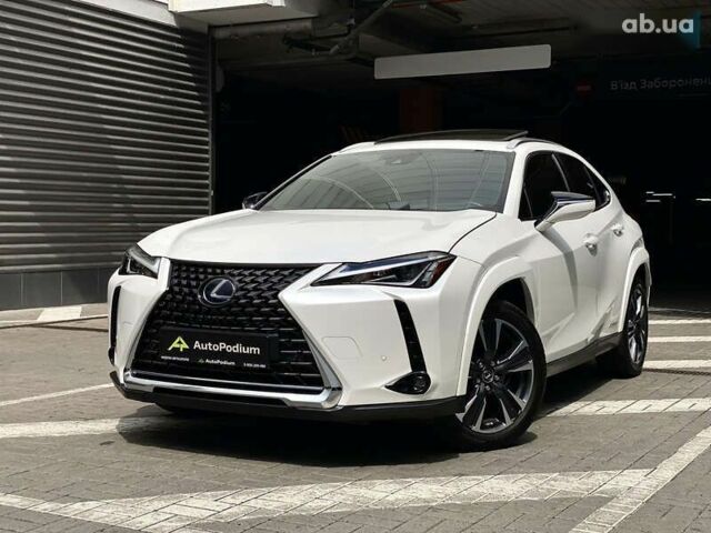 Лексус UX, об'ємом двигуна 0 л та пробігом 22 тис. км за 30500 $, фото 3 на Automoto.ua