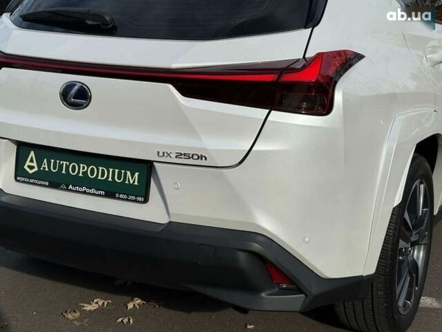 Лексус UX, объемом двигателя 0 л и пробегом 22 тыс. км за 29400 $, фото 15 на Automoto.ua