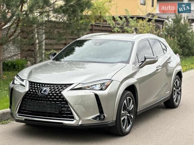 Лексус UX, объемом двигателя 2 л и пробегом 39 тыс. км за 35500 $, фото 32 на Automoto.ua
