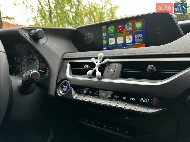 Лексус UX, объемом двигателя 2 л и пробегом 39 тыс. км за 35500 $, фото 16 на Automoto.ua