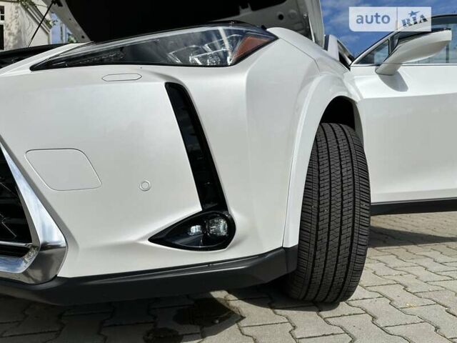 Лексус UX, об'ємом двигуна 0 л та пробігом 13 тис. км за 39700 $, фото 27 на Automoto.ua