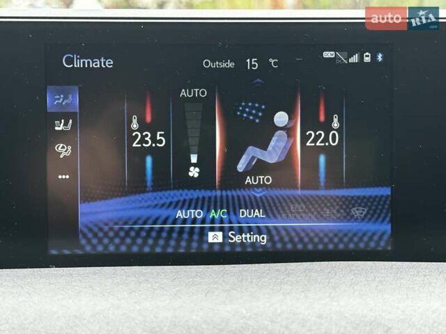 Лексус UX, объемом двигателя 2 л и пробегом 39 тыс. км за 35500 $, фото 29 на Automoto.ua
