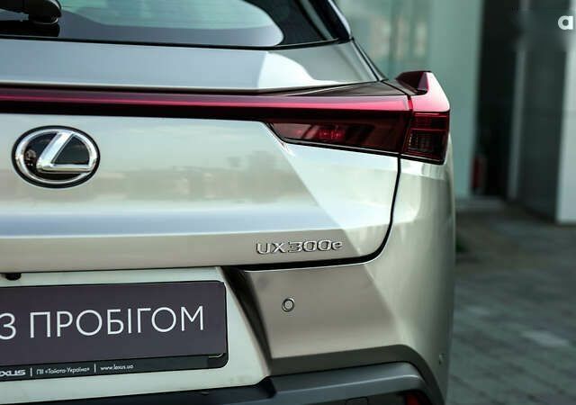 Лексус UX, объемом двигателя 0 л и пробегом 11 тыс. км за 39896 $, фото 12 на Automoto.ua