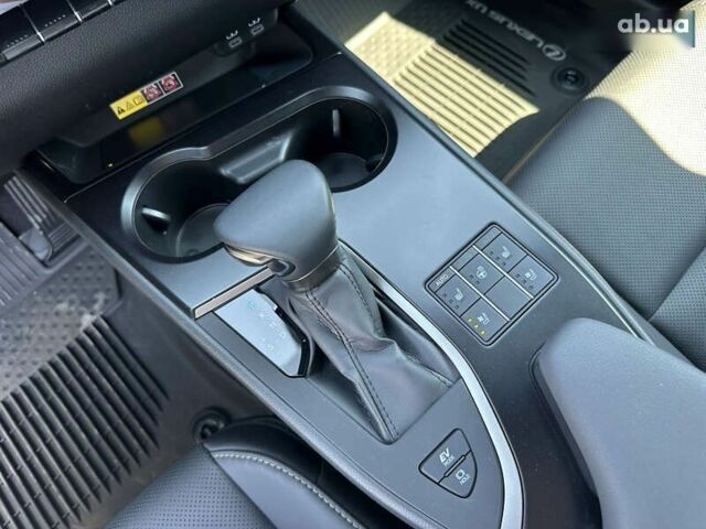 Лексус UX, объемом двигателя 0 л и пробегом 5 тыс. км за 38200 $, фото 11 на Automoto.ua