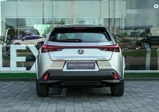 Лексус UX, объемом двигателя 0 л и пробегом 11 тыс. км за 39896 $, фото 3 на Automoto.ua