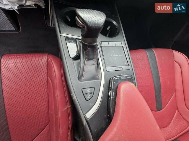 Серый Лексус UX, объемом двигателя 2 л и пробегом 62 тыс. км за 16999 $, фото 24 на Automoto.ua
