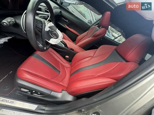 Серый Лексус UX, объемом двигателя 2 л и пробегом 62 тыс. км за 16999 $, фото 33 на Automoto.ua