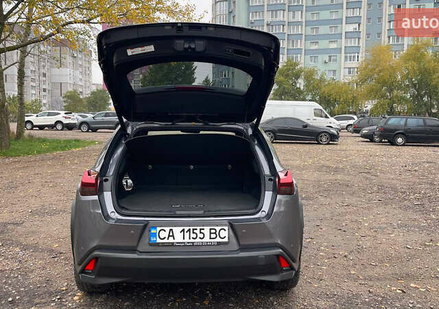 Лексус UX 2018 в Черкассах на Automoto.ua Серый Лексус UX, объемом двигателя 1.99 л и пробегом 73 тыс. км за 24500 $, фото 3 на Automoto.ua
