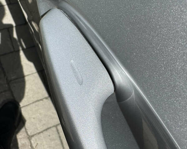 Сірий Лексус UX, об'ємом двигуна 1.99 л та пробігом 40 тис. км за 25500 $, фото 36 на Automoto.ua