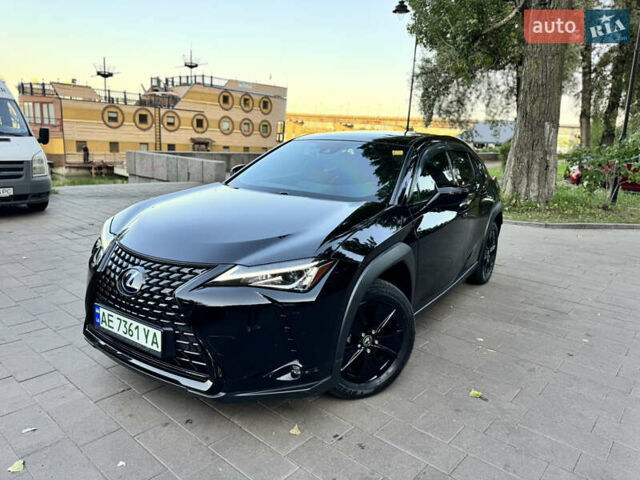 Серый Лексус UX, объемом двигателя 0 л и пробегом 55 тыс. км за 24500 $, фото 30 на Automoto.ua