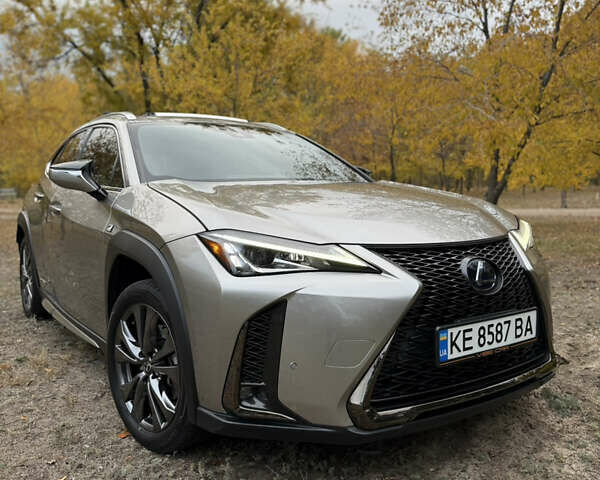 Лексус UX 2020 у Дніпро (Дніпропетровську) на Automoto.ua Сірий Лексус UX, об'ємом двигуна 2 л та пробігом 33 тис. км за 30900 $, фото 27 на Automoto.ua