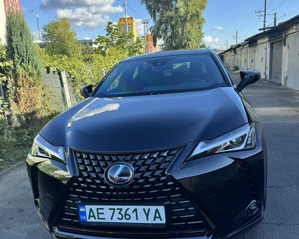 Серый Лексус UX, объемом двигателя 0 л и пробегом 55 тыс. км за 24500 $, фото 9 на Automoto.ua