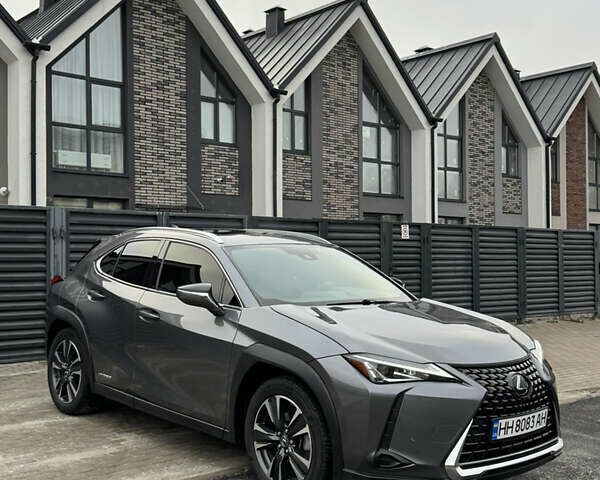 Сірий Лексус UX, об'ємом двигуна 1.99 л та пробігом 115 тис. км за 27500 $, фото 3 на Automoto.ua