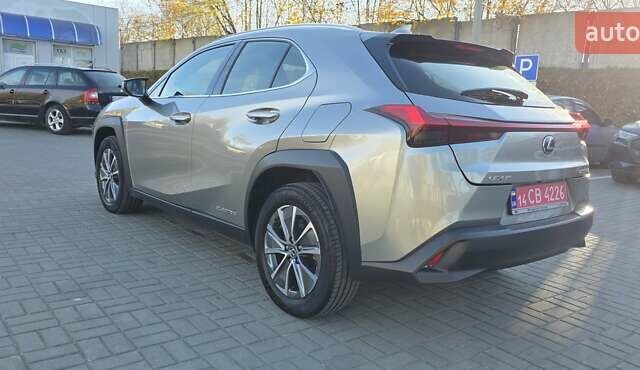Серый Лексус UX, объемом двигателя 0 л и пробегом 84 тыс. км за 23800 $, фото 18 на Automoto.ua