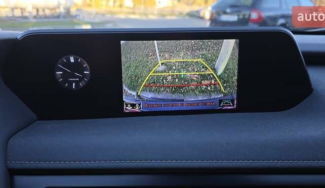 Серый Лексус UX, объемом двигателя 0 л и пробегом 84 тыс. км за 23800 $, фото 89 на Automoto.ua