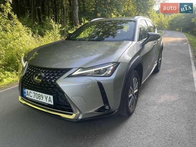 Сірий Лексус UX, об'ємом двигуна 0 л та пробігом 112 тис. км за 20900 $, фото 3 на Automoto.ua