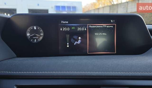 Серый Лексус UX, объемом двигателя 0 л и пробегом 84 тыс. км за 23800 $, фото 66 на Automoto.ua