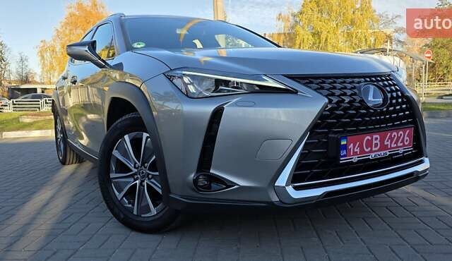 Серый Лексус UX, объемом двигателя 0 л и пробегом 84 тыс. км за 23800 $, фото 35 на Automoto.ua
