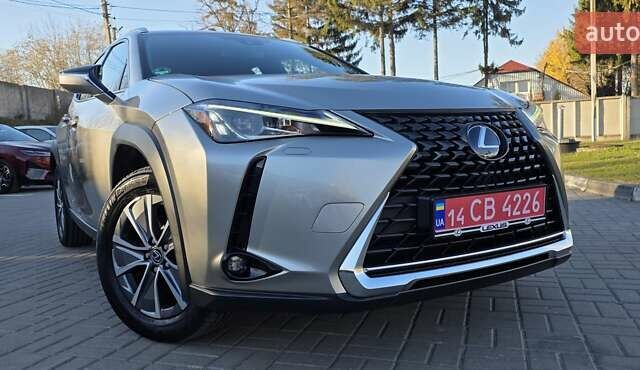 Серый Лексус UX, объемом двигателя 0 л и пробегом 84 тыс. км за 23800 $, фото 32 на Automoto.ua