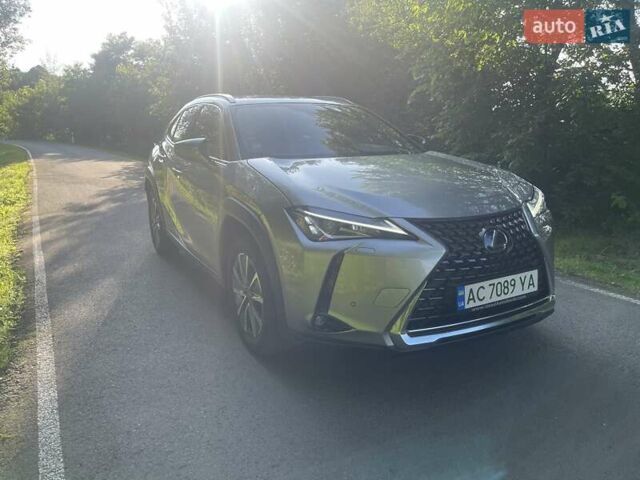 Сірий Лексус UX, об'ємом двигуна 0 л та пробігом 112 тис. км за 20900 $, фото 6 на Automoto.ua