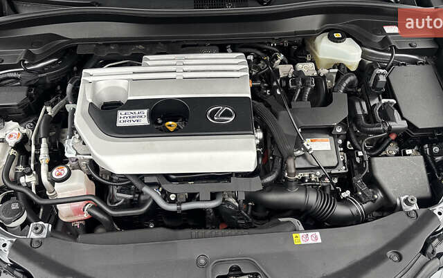 Серый Лексус UX, объемом двигателя 2 л и пробегом 17 тыс. км за 29999 $, фото 29 на Automoto.ua