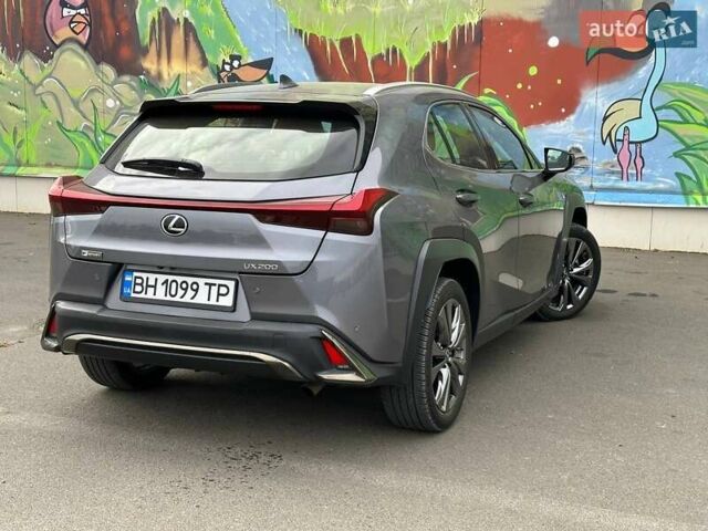 Сірий Лексус UX, об'ємом двигуна 1.99 л та пробігом 23 тис. км за 24200 $, фото 9 на Automoto.ua