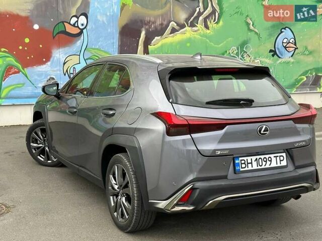 Сірий Лексус UX, об'ємом двигуна 1.99 л та пробігом 23 тис. км за 24200 $, фото 8 на Automoto.ua