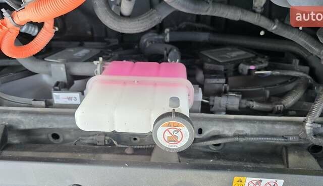 Серый Лексус UX, объемом двигателя 0 л и пробегом 84 тыс. км за 23800 $, фото 83 на Automoto.ua