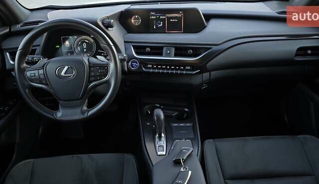 Серый Лексус UX, объемом двигателя 0 л и пробегом 84 тыс. км за 23800 $, фото 67 на Automoto.ua