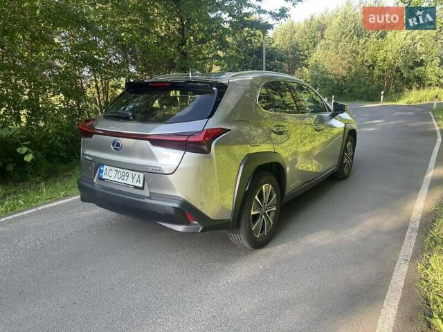 Сірий Лексус UX, об'ємом двигуна 0 л та пробігом 112 тис. км за 20900 $, фото 5 на Automoto.ua