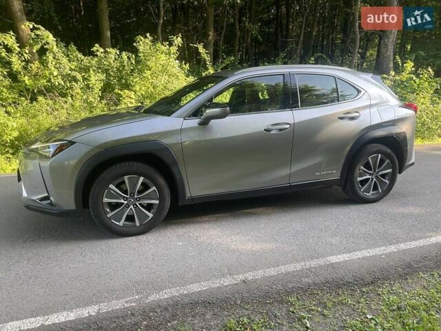 Сірий Лексус UX, об'ємом двигуна 0 л та пробігом 112 тис. км за 20900 $, фото 4 на Automoto.ua