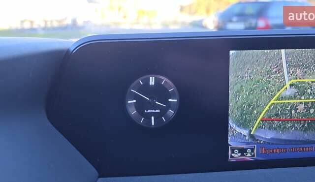 Серый Лексус UX, объемом двигателя 0 л и пробегом 84 тыс. км за 23800 $, фото 90 на Automoto.ua