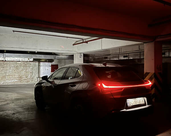 Лексус UX 2022 в Львове на Automoto.ua Серый Лексус UX, объемом двигателя 2 л и пробегом 42 тыс. км за 31999 $, фото 19 на Automoto.ua