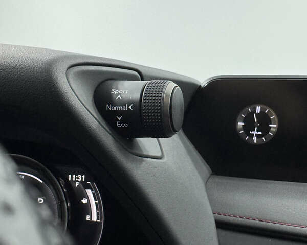 Синий Лексус UX, объемом двигателя 1.99 л и пробегом 40 тыс. км за 29500 $, фото 43 на Automoto.ua