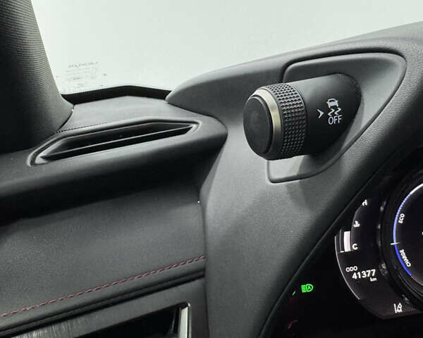 Синий Лексус UX, объемом двигателя 1.99 л и пробегом 40 тыс. км за 29500 $, фото 44 на Automoto.ua