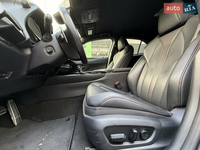 Синий Лексус UX, объемом двигателя 2 л и пробегом 93 тыс. км за 32000 $, фото 20 на Automoto.ua