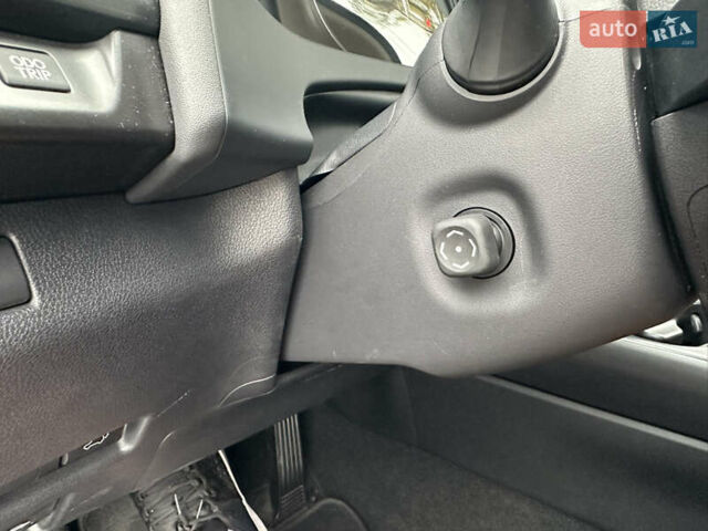 Синій Лексус UX, об'ємом двигуна 0 л та пробігом 54 тис. км за 21900 $, фото 34 на Automoto.ua