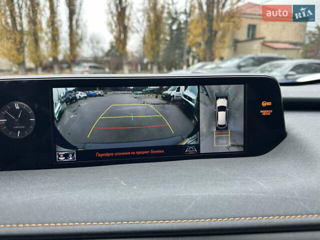 Синій Лексус UX, об'ємом двигуна 0 л та пробігом 54 тис. км за 21900 $, фото 36 на Automoto.ua