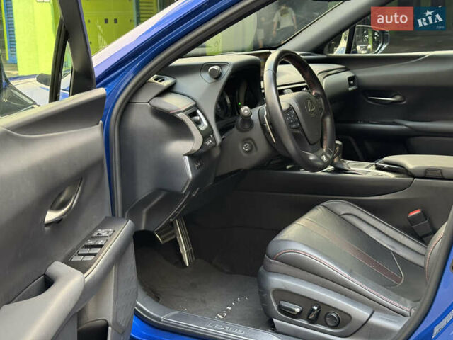 Синий Лексус UX, объемом двигателя 2 л и пробегом 93 тыс. км за 32000 $, фото 19 на Automoto.ua