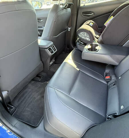 Синий Лексус UX, объемом двигателя 0 л и пробегом 20 тыс. км за 25500 $, фото 7 на Automoto.ua