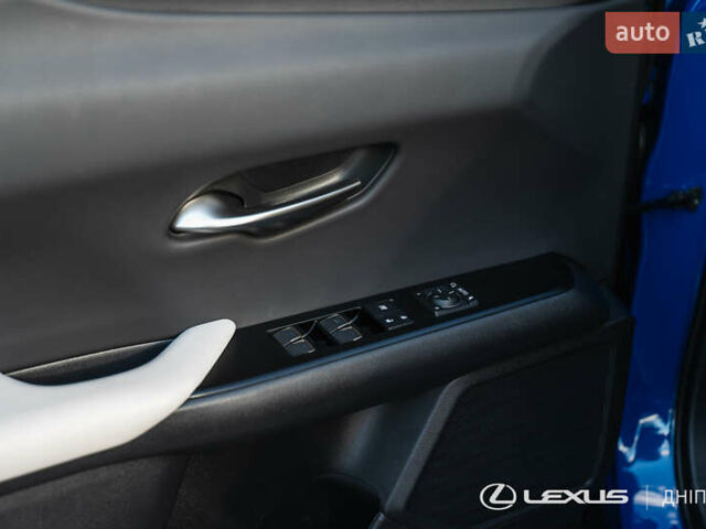 Синій Лексус UX, об'ємом двигуна 0 л та пробігом 5 тис. км за 36930 $, фото 26 на Automoto.ua