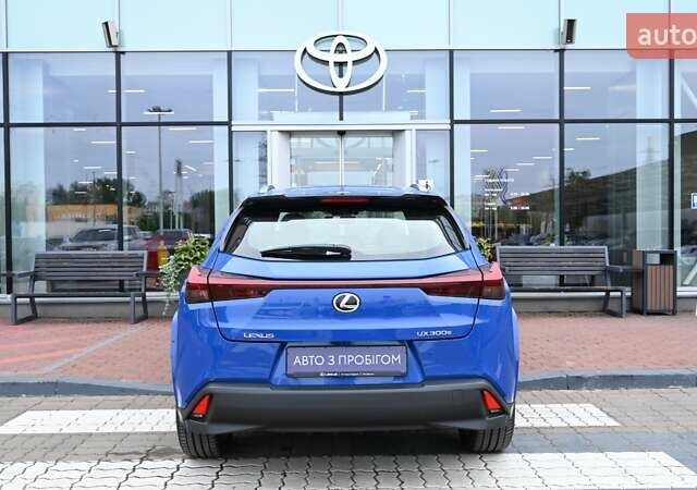 Синий Лексус UX, объемом двигателя 0 л и пробегом 3 тыс. км за 40583 $, фото 3 на Automoto.ua