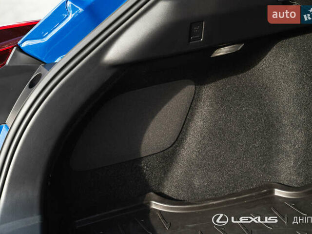 Синій Лексус UX, об'ємом двигуна 0 л та пробігом 5 тис. км за 36930 $, фото 35 на Automoto.ua