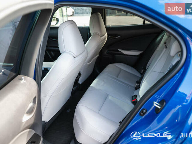 Синій Лексус UX, об'ємом двигуна 0 л та пробігом 5 тис. км за 36930 $, фото 17 на Automoto.ua
