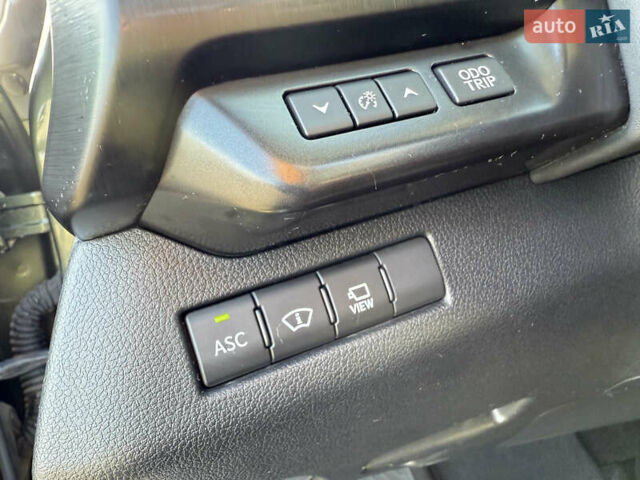 Зеленый Лексус UX, объемом двигателя 0 л и пробегом 162 тыс. км за 23199 $, фото 23 на Automoto.ua