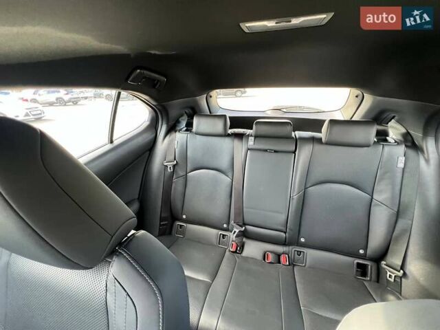 Зеленый Лексус UX, объемом двигателя 0 л и пробегом 64 тыс. км за 22200 $, фото 16 на Automoto.ua