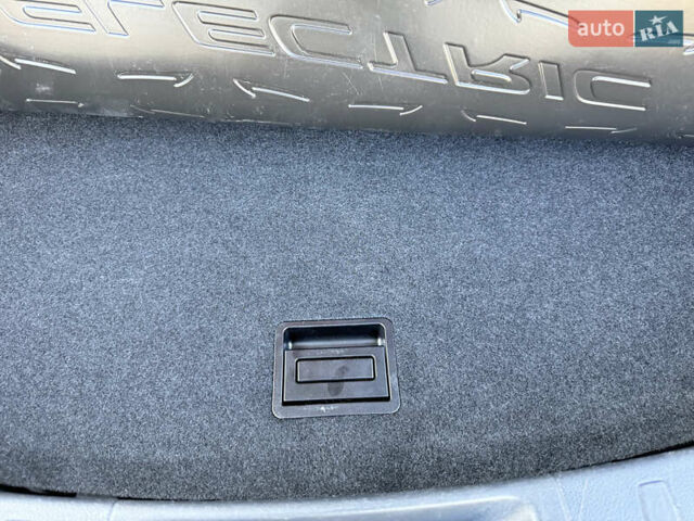 Зеленый Лексус UX, объемом двигателя 0 л и пробегом 162 тыс. км за 23199 $, фото 34 на Automoto.ua