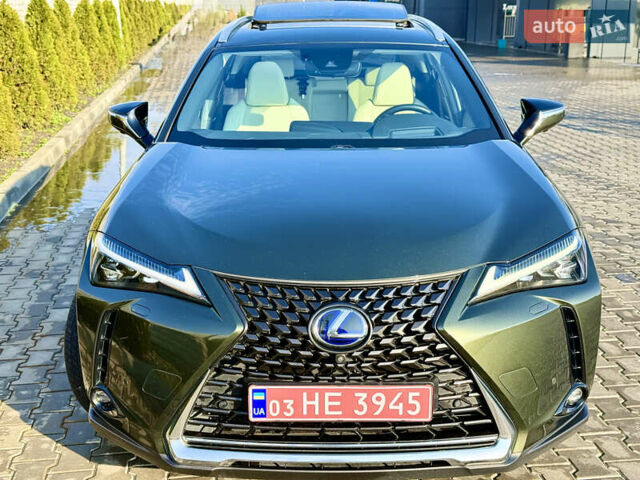 Зеленый Лексус UX, объемом двигателя 0 л и пробегом 162 тыс. км за 23199 $, фото 2 на Automoto.ua